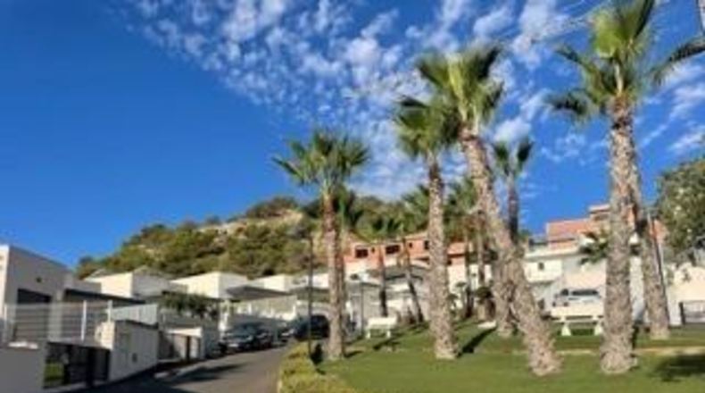 Alicante - San Miguel de Salinas - 264m2