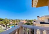 Chalet independiente con terreno en venta en la España, Orihuela, ref: TR163503 foto