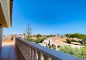 Chalet independiente con terreno en venta en la España, Orihuela, ref: TR163503 foto