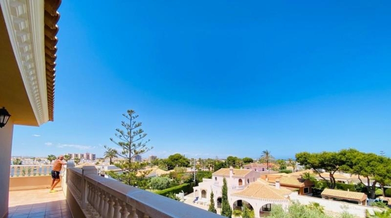 Alicante - Dehesa de Campoamor - 800m2
