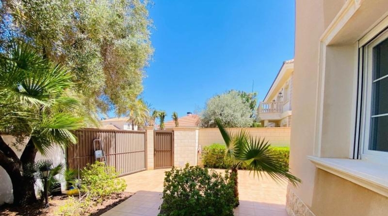 Alicante - Dehesa de Campoamor - 800m2