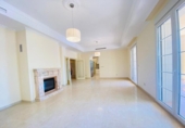 Chalet independiente con terreno en venta en la España, Orihuela, ref: TR163503 foto
