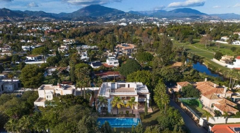 Málaga - Estepona - 2034m2
