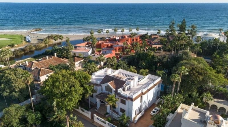 Málaga - Estepona - 2034m2