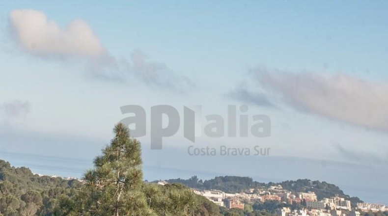 Gerona - Lloret de Mar - 1915m2