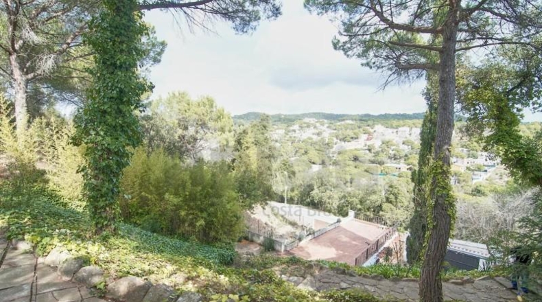 Gerona - Lloret de Mar - 1915m2
