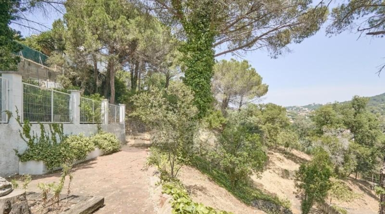 Gerona - Lloret de Mar - 1915m2