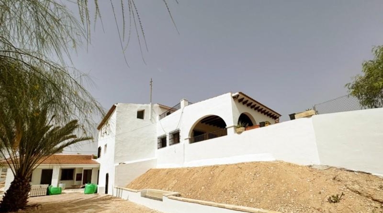 Alicante - Novelda - 10000m2