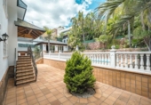 Chalet independiente con terreno en venta en la España, Pallejà, ref: TR160653 foto