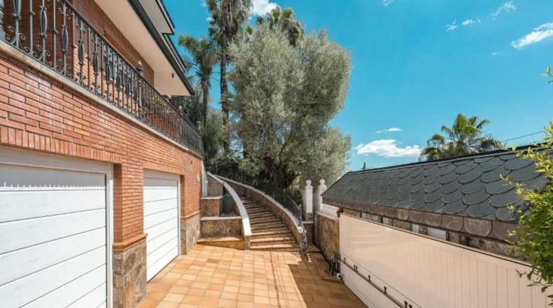 Barcelona - Pallejà - 767m2