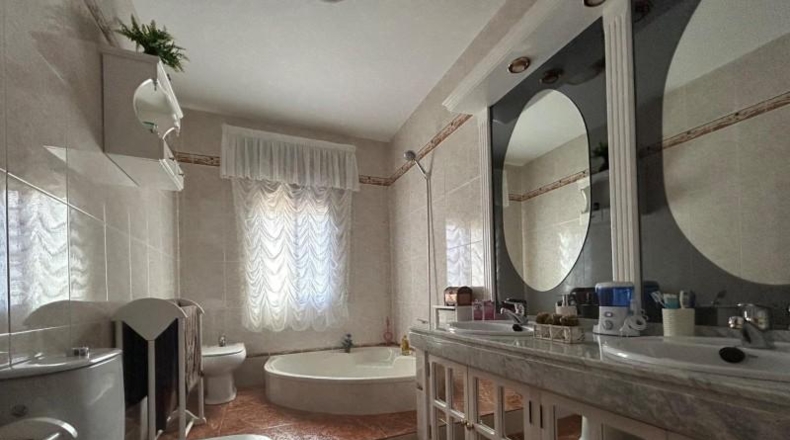 Cordova - Alcolea - 850m2