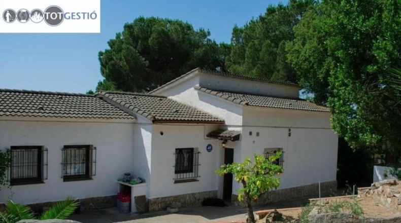 Жирона - Santa Cristina d'Aro - 1600m2