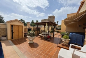 Media Legua 439&nbsp;m² 