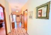Village house for sale on España, Villafranca del Bierzo, ref: TR407441 photo