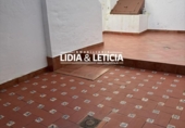 Дом с участком на продажу в городе Alcalá de Guadaíra Фото