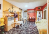 Дом с участком на продажу в городе Санта-Барбара Фото