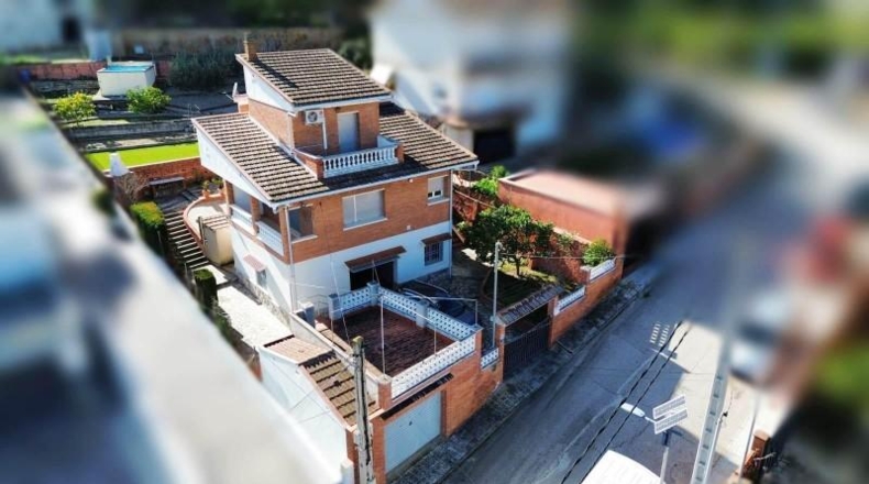 Barcelona - Canyelles - 580m2