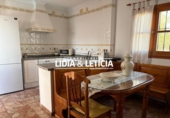 Дом с участком на продажу в городе Alcalá de Guadaíra Фото