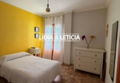 Дом с участком на продажу в городе Alcalá de Guadaíra Фото