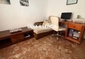 Дом с участком на продажу в городе Alcalá de Guadaíra Фото