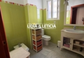 Дом с участком на продажу в городе Alcalá de Guadaíra Фото