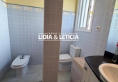 Дом с участком на продажу в городе Alcalá de Guadaíra Фото