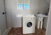 Дом с участком на продажу в городе Alcalá de Guadaíra Фото