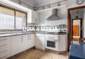 Дом с участком на продажу в городе Alcalá de Guadaíra Фото
