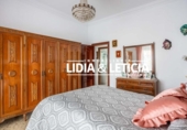 Дом с участком на продажу в городе Alcalá de Guadaíra Фото
