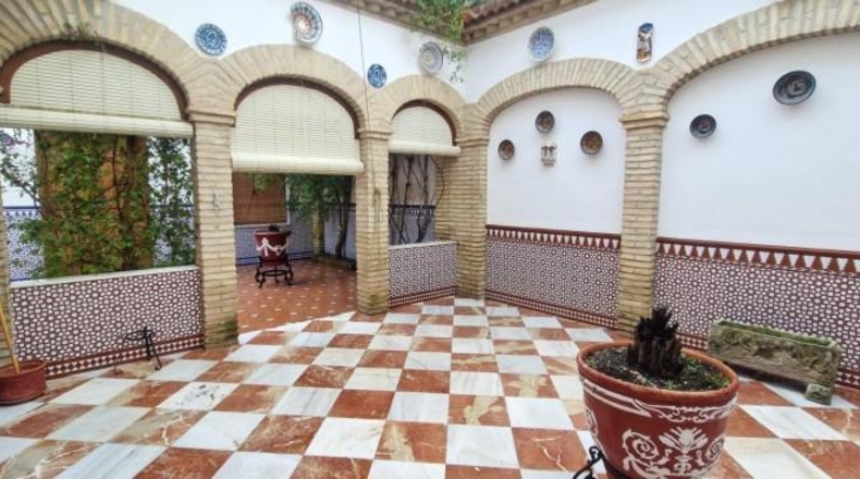 Córdoba - Fernán Núñez - 322m2