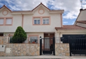 Casa de poble en venda a la España, Rascafría, ref.: TR407660 foto