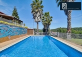 Chalet independiente con terreno en venta en la España, Maçanet de la Selva, ref: TR407678 foto