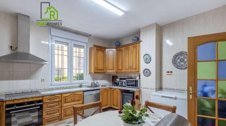 Granada - Gójar - 660m2