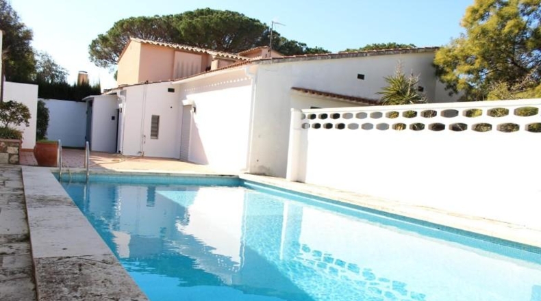 Girona - l'Escala - 627m2