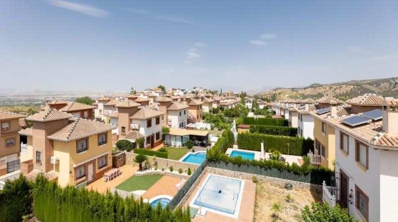 Granada - Huétor Vega - 437m2