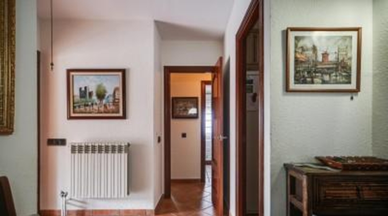 Барселона - Caldes de Montbui - 751m2