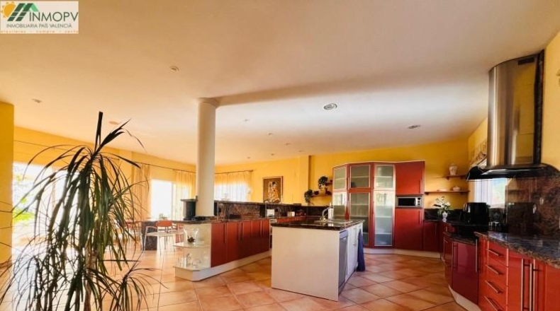Castellón - Vinaroz - 690m2