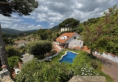 Chalet independiente con terreno en venta en la Carrer del Xaloc, Arenys de Munt, ref: TR407733 foto