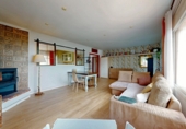 Chalet independiente con terreno en venta en la Carrer del Xaloc, Arenys de Munt, ref: TR407733 foto