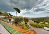 Chalet independiente con terreno en venta en la Carrer del Xaloc, Arenys de Munt, ref: TR407733 foto