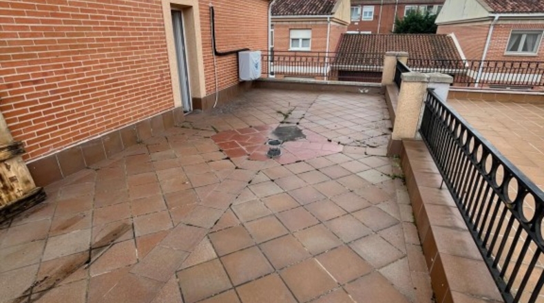 Valladolid - Cabezón de Pisuerga - 215m2
