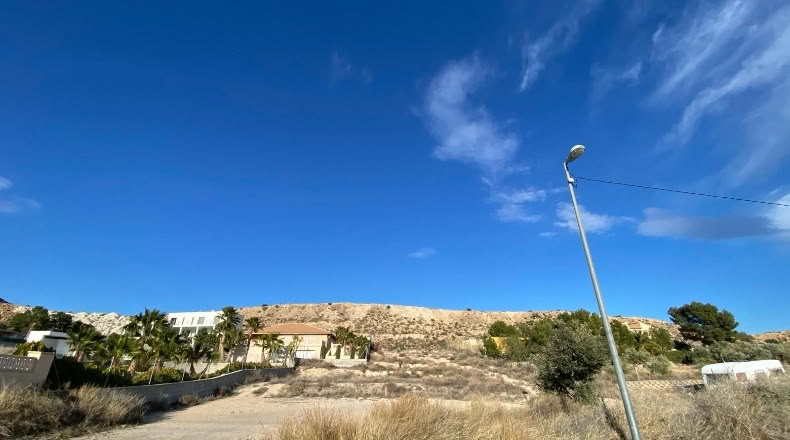 Alicante - Alacant - 2001m2