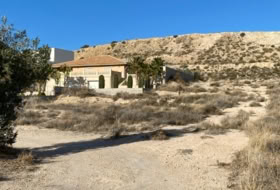 Alacant 2001&nbsp;m² 