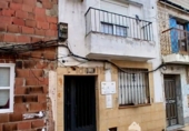 Villa with land for sale on España, Linares, ref: TR407754 photo