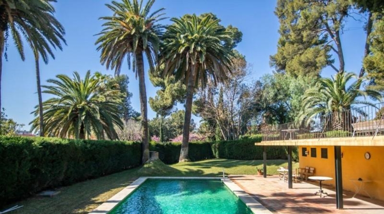 Barcelona - Esplugues de Llobregat - 390m2