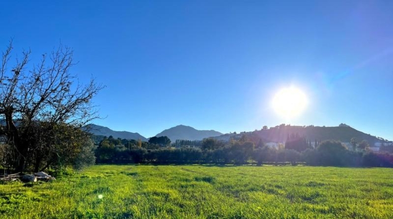 Malaga - Antequera - 8940m2