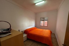 Villamarchante 1048&nbsp;м²