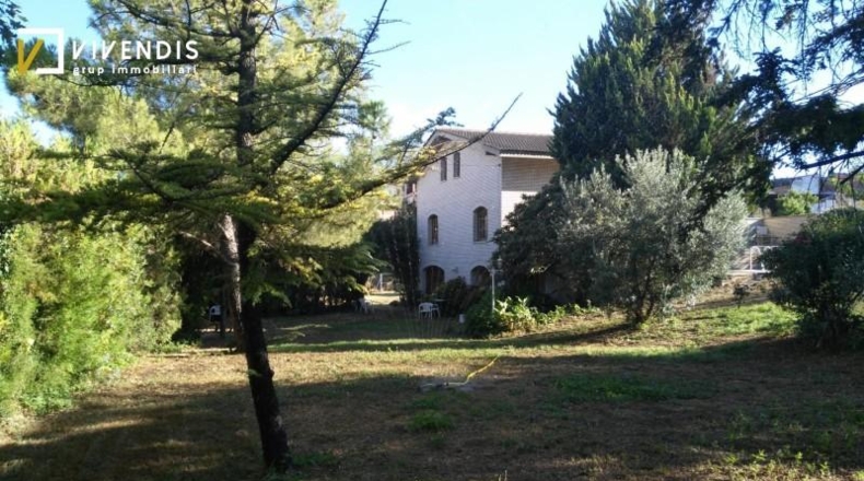 Lérida - Almenar - 1600m2