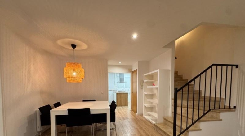 Valencia - Villamarchante - 212m2
