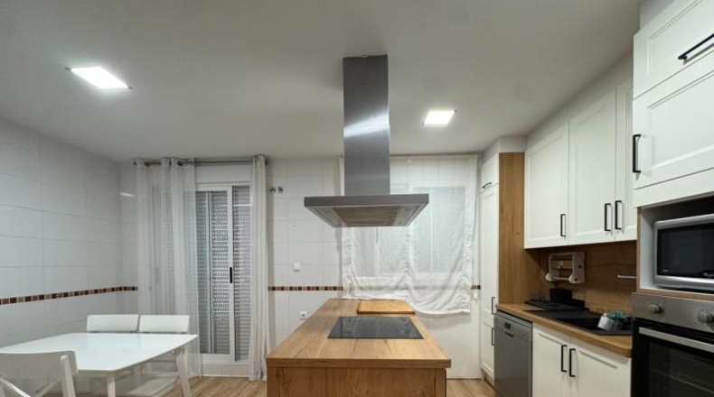 Valencia - Villamarchante - 212m2